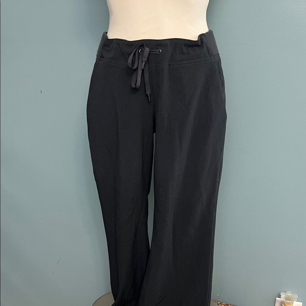 Athleta Navy athletic Pants sz 6 Draw String